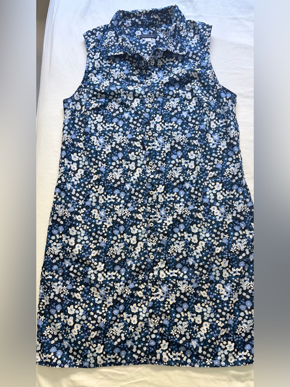 Tommy Hilfiger Navy and White Floral Sleeveless Shirt Dress